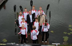 Neue Trikots für die Jugend des Lübecker Kanu- und Segelsportvereins e. V.