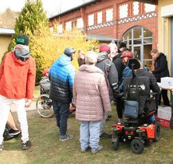 Osterfeuer sorgt für fröhliche Gesichter im Ueckermünder Pflegehaus