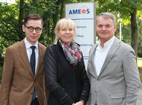 Niemand wird alleine alt - Auftakt der Veranstaltungsreihe AMEOS MittenDrin - Ratzeburger Gespräche