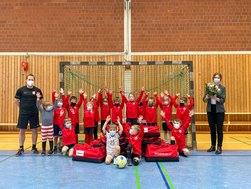 Mit neuen Trainingstaschen zum Turnier