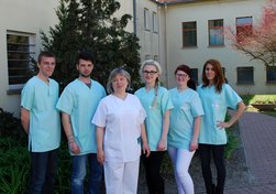 Auszubildende verstärken die Teams der Pflege
