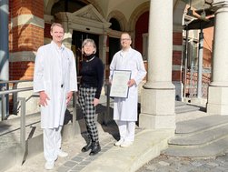 Rezertifizierung: Gelenkersatz in hervorragender Qualität