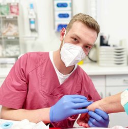 Bundeswehr unterstützt erneut im AMEOS Klinikum Schönebeck