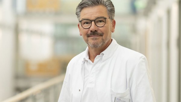 Neuer Chefarzt der Intensivmedizin der AMEOS Klinika Eutin
