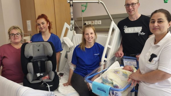 Anklamer Geburtsteam begrüßt 100. Baby im Kreißsaal