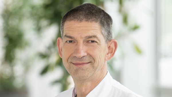 Tag des Schlafes: Wenn Schnarchen zur Gesundheitsgefahr wird