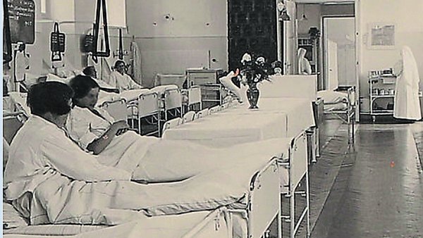 Begegnungen im Krankensaal