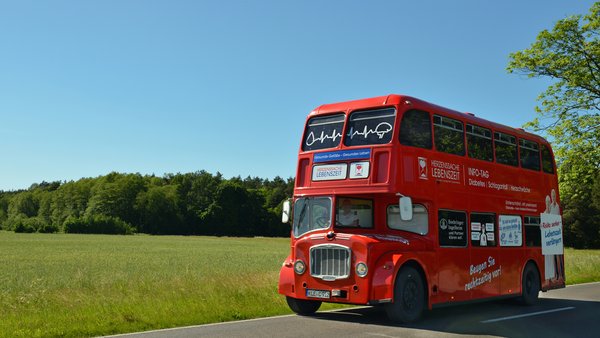 Infobus „Herzenssache Lebenszeit“ am 8. Mai in Halberstadt